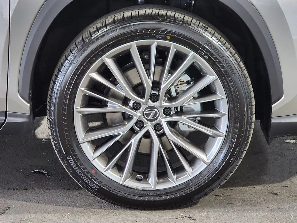 New 2026 Silver Lexus 350 Premium image 4
