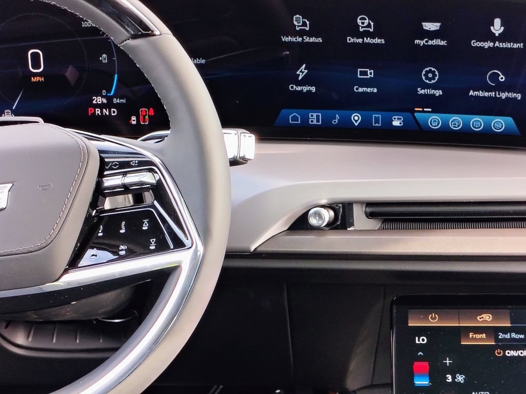 2027 Cadillac VISTIQ Premium Luxury - Photo 39