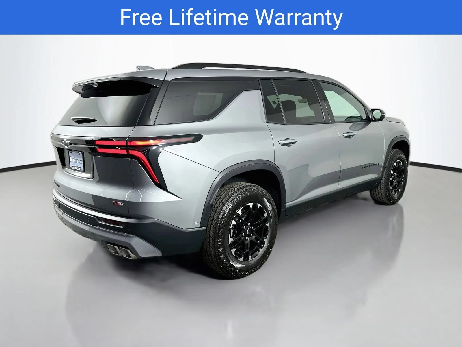 2027 Chevrolet Traverse Z71 - Photo 8
