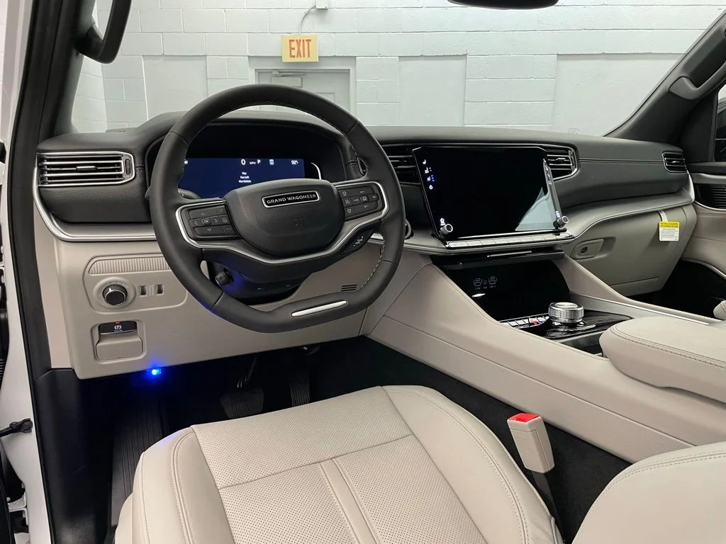 New 2026 White Jeep  image 12