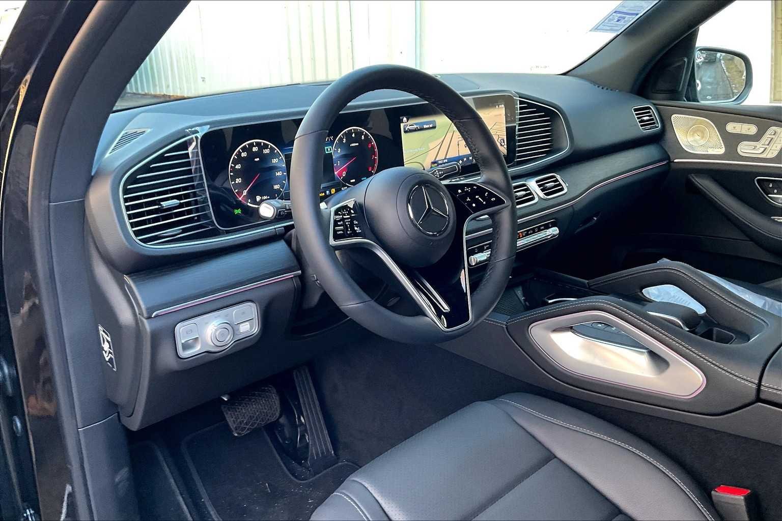 2025 Mercedes-Benz GLE GLE450 - Photo 10