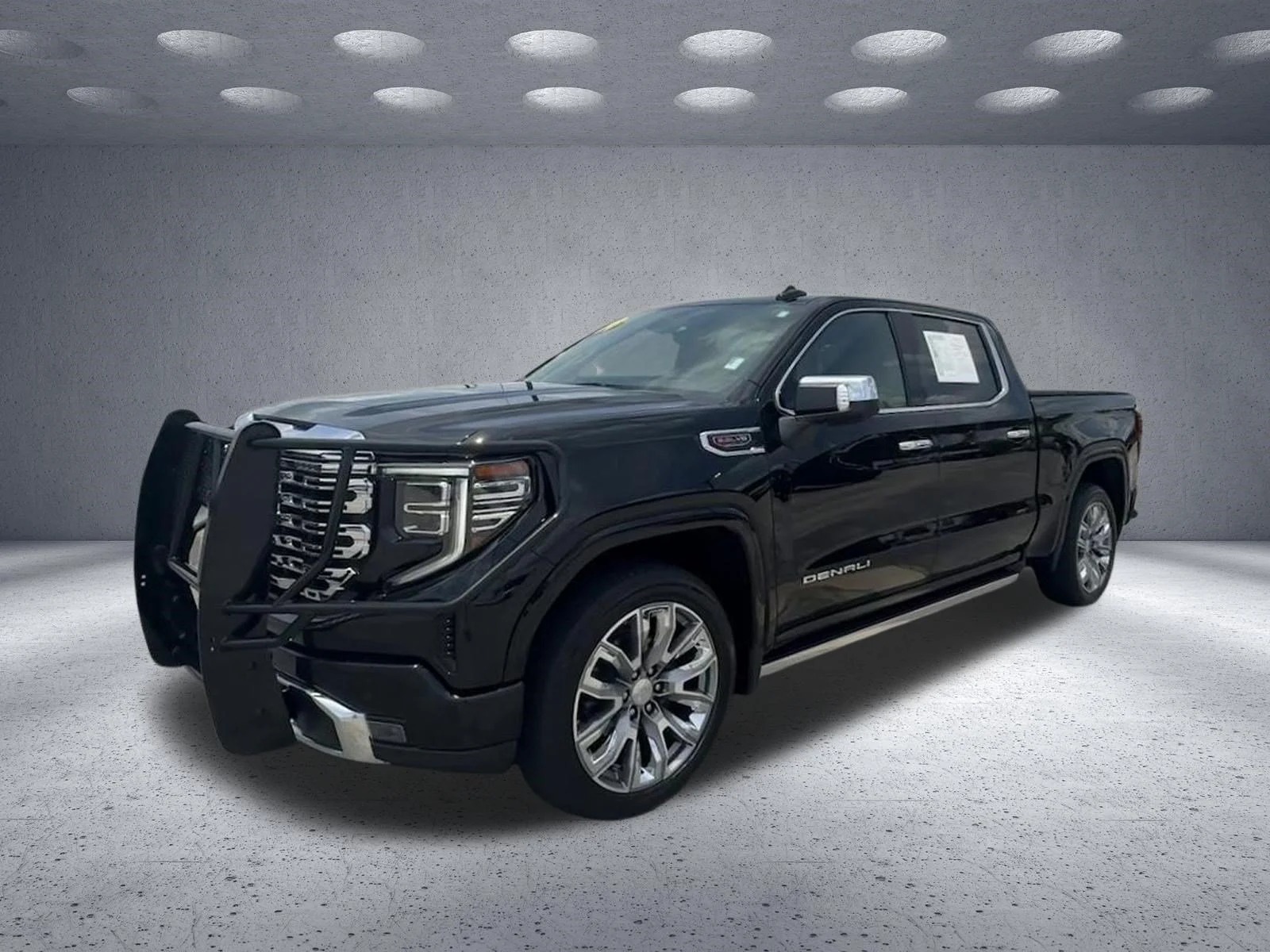 Used 2024 Onyx Black GMC Denali image 3