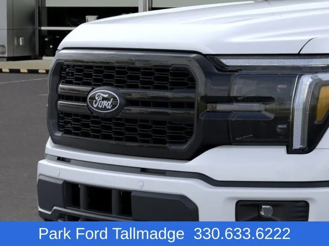 New 2026 Star White Metallic Tri-Coat Ford Lariat image 17