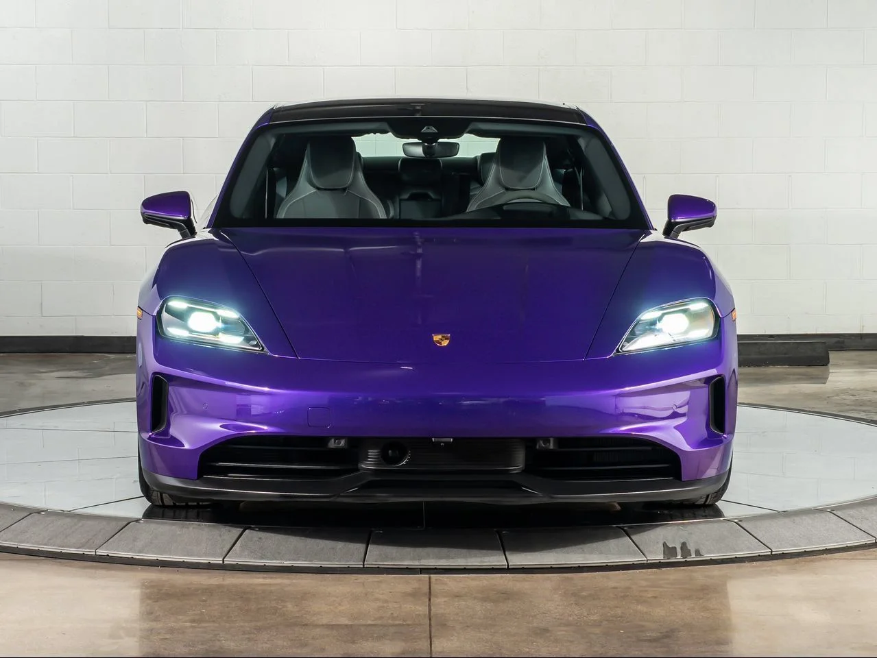 2025 Porsche Taycan Base - Photo 6
