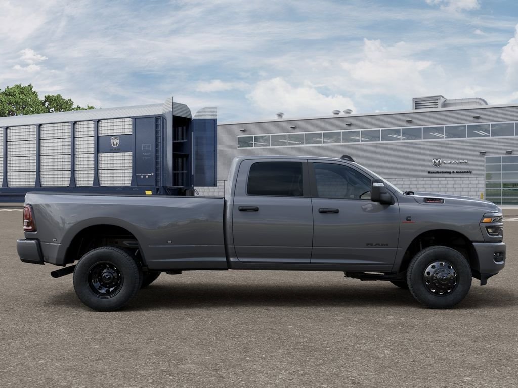 New 2026 Ceramic Gray Clear-Coat Exterior Paint RAM Big Horn image 12
