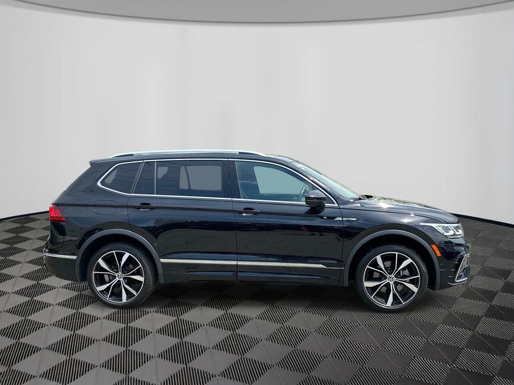 Used 2024  Volkswagen 2.0T SEL R-Line image 8
