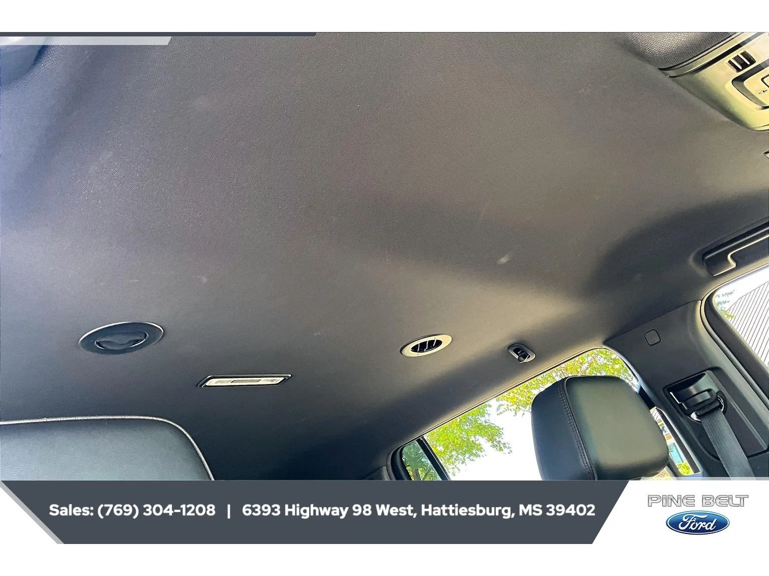 Used 2024 BLACK Chevrolet RST image 16