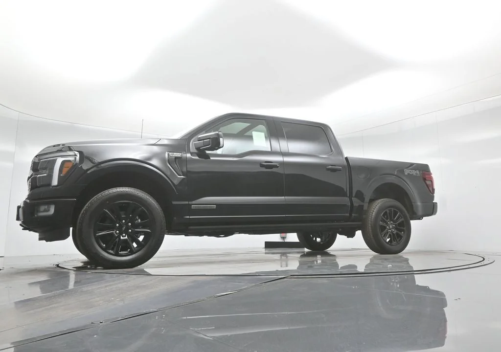 New 2025 Agate Black Metallic Ford Platinum image 52