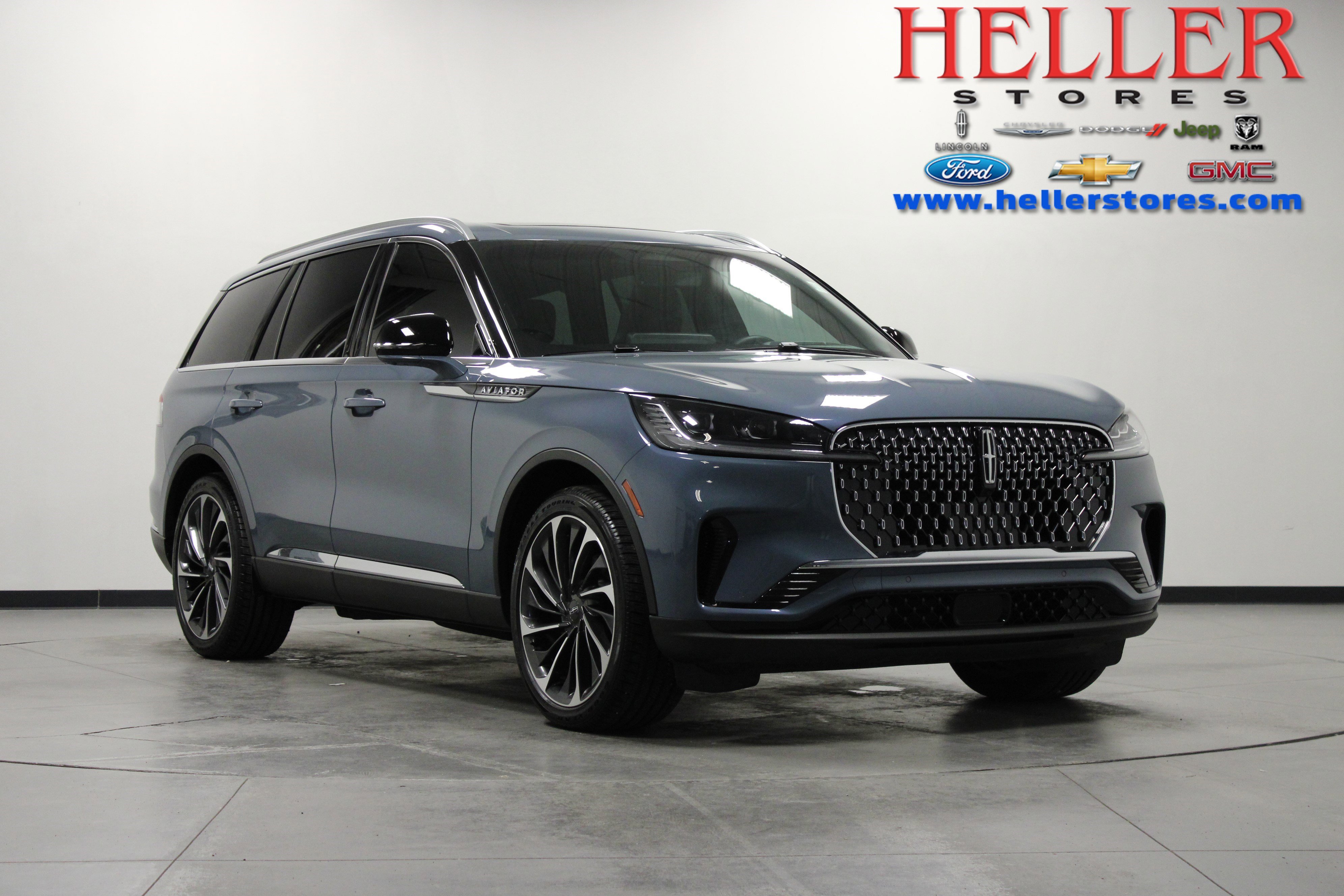 2025 Lincoln Aviator Reserve RWD's photo