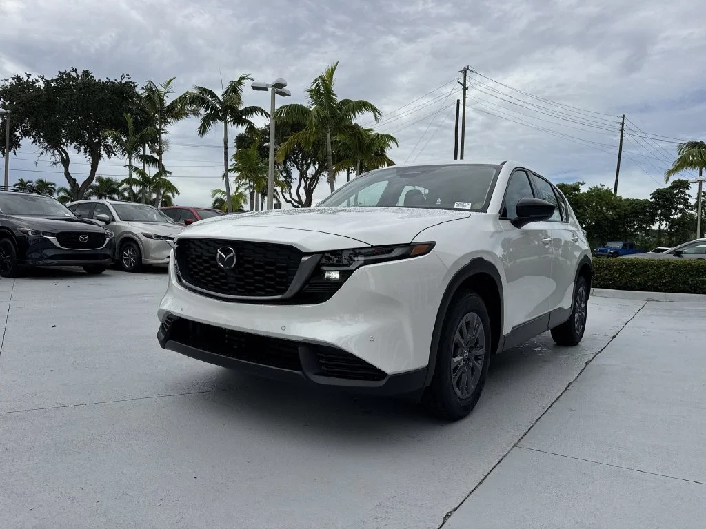 New 2026 White Metallic Mazda 2.5 S AWD image 31