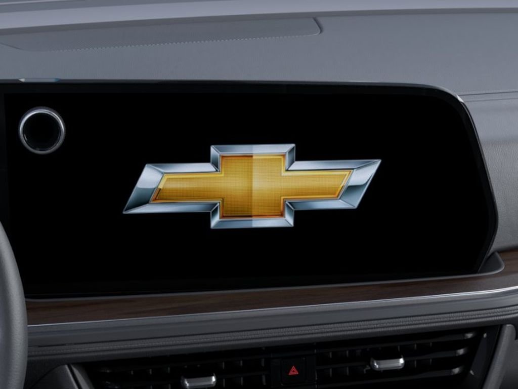 2027 Chevrolet Suburban High Country - Photo 20