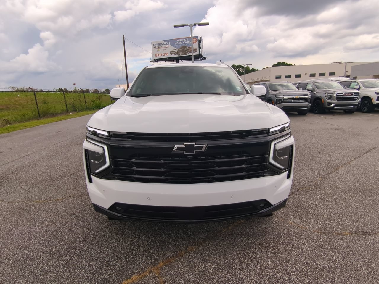New 2026 Summit White Chevrolet RST image 8