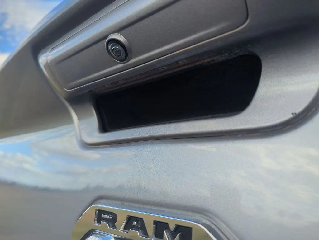 Used 2024 Silver Ram Laramie image 27