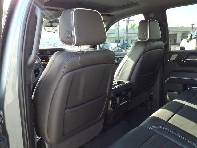 2026 GMC Sierra 1500 AT4X - Photo 11