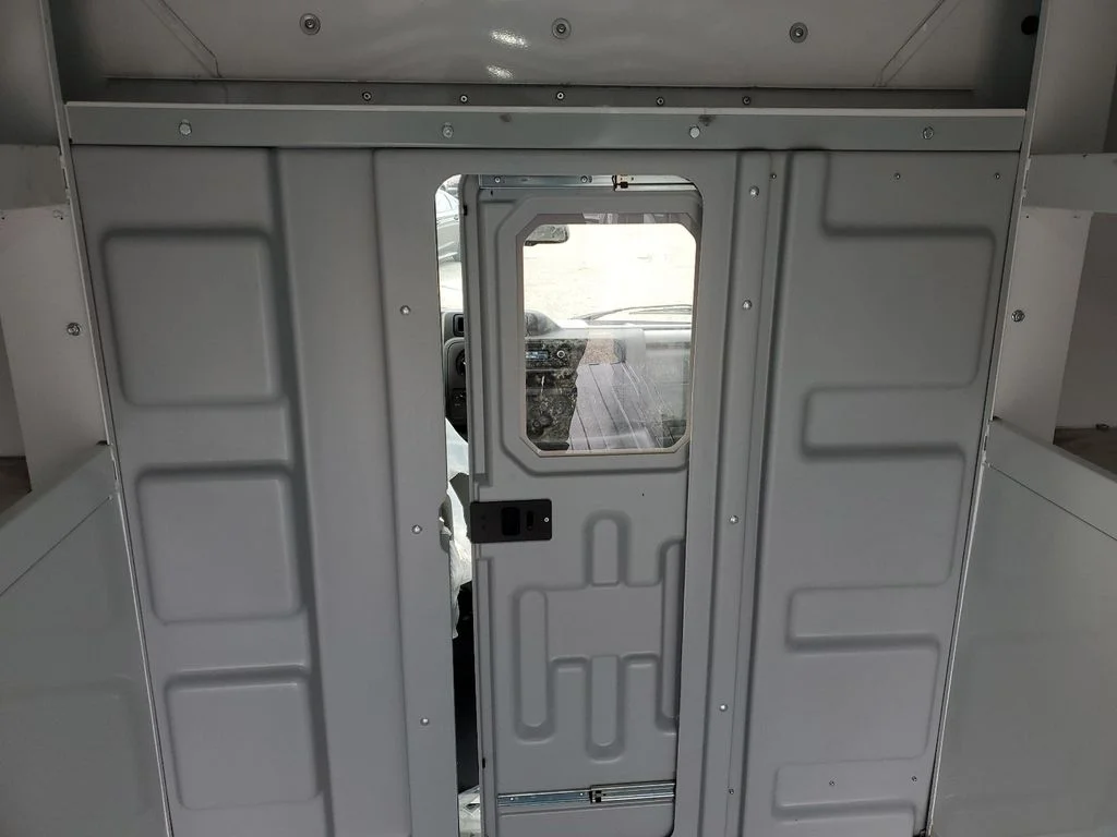 2025 Ford E-Series Cutaway Base - Photo 12