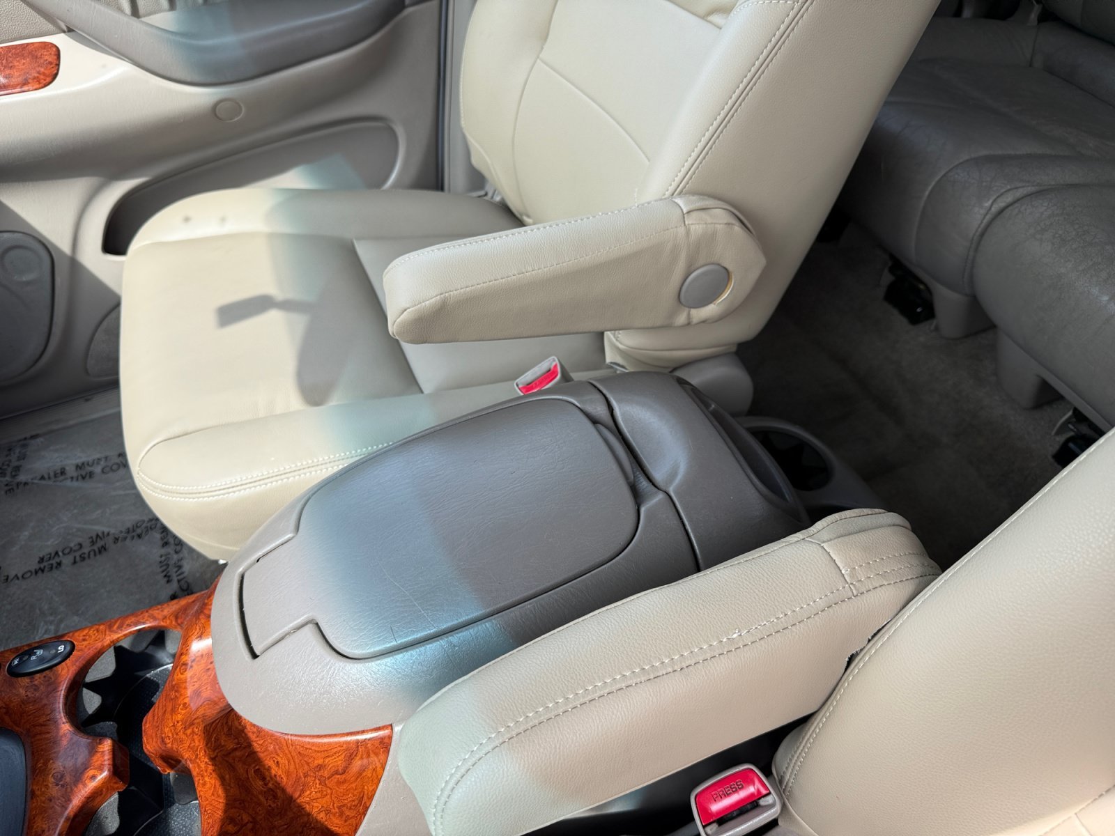Used 2006 Natural White Toyota Limited image 14