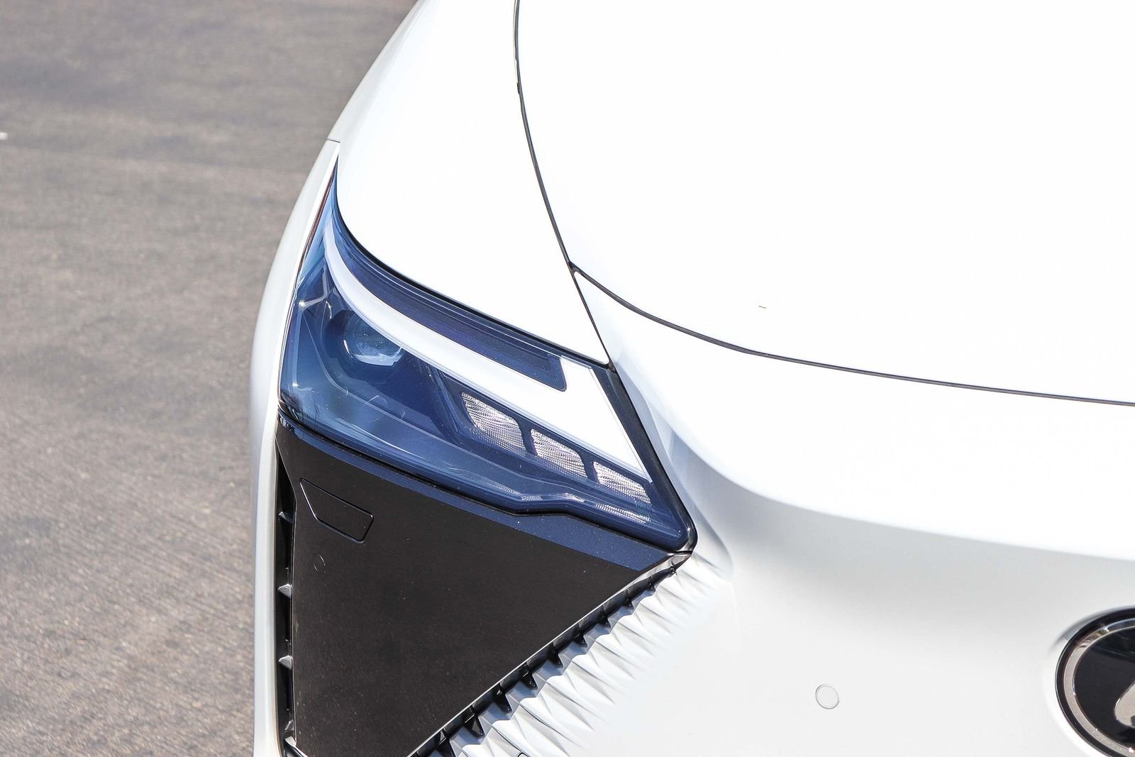 Certified Used 2023 White Lexus 450e Luxury image 11