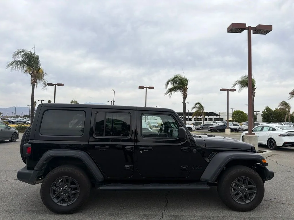 Used 2025 Black Jeep Sport S image 2