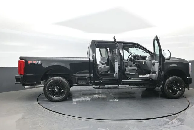 New 2026 Agate Black Metallic Ford F-250® XL image 25