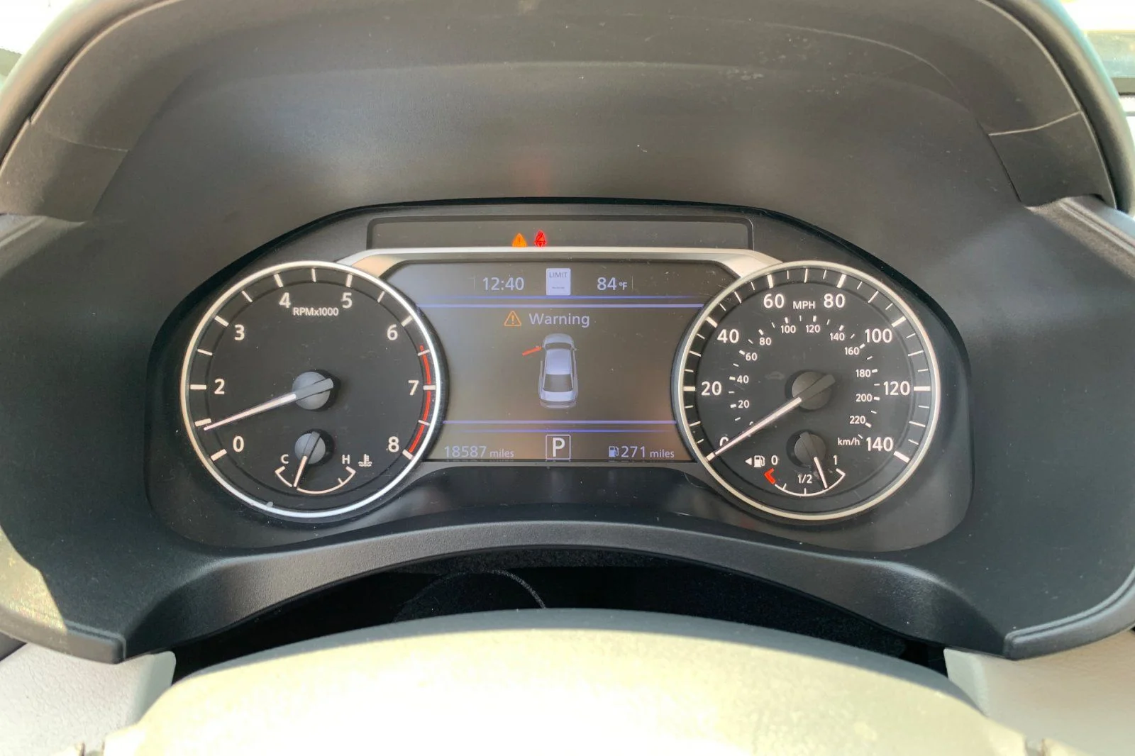 Used 2024 White Nissan 2.5 SL image 30
