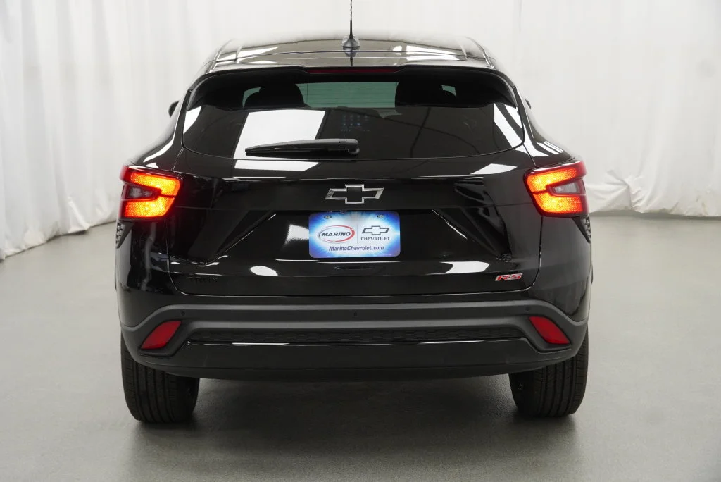 New 2026 Mosaic Black Metallic Chevrolet 1RS image 14