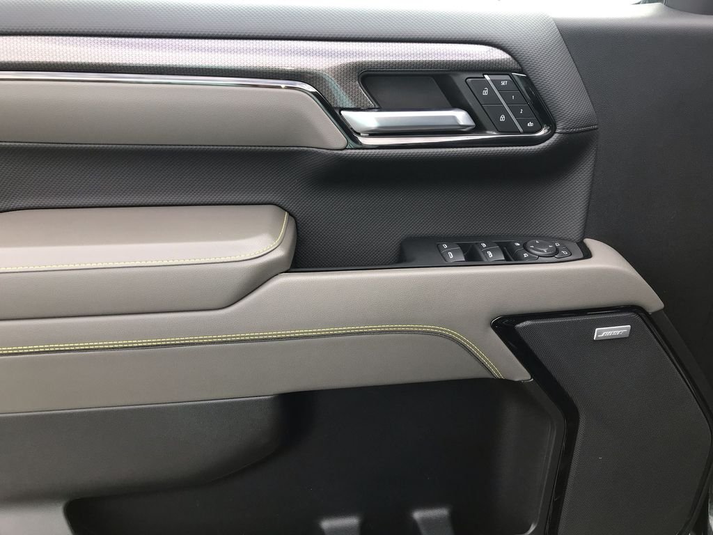 Used 2023 Gray Chevrolet ZR2 image 13