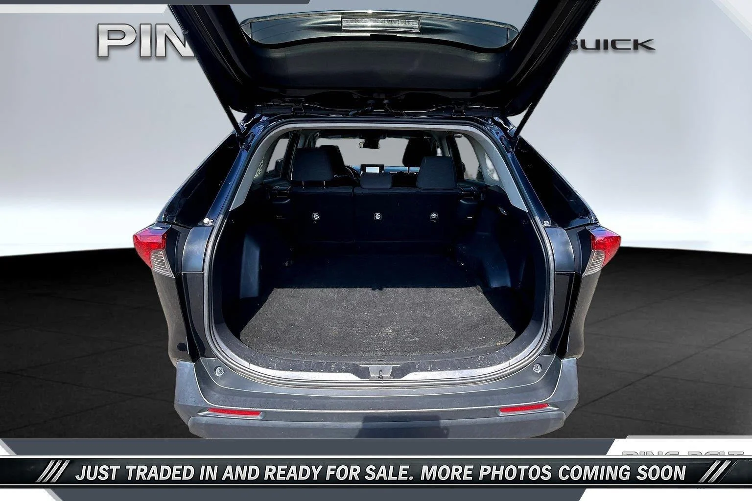 Used 2021 Midnight Black Metallic Toyota LE image 21