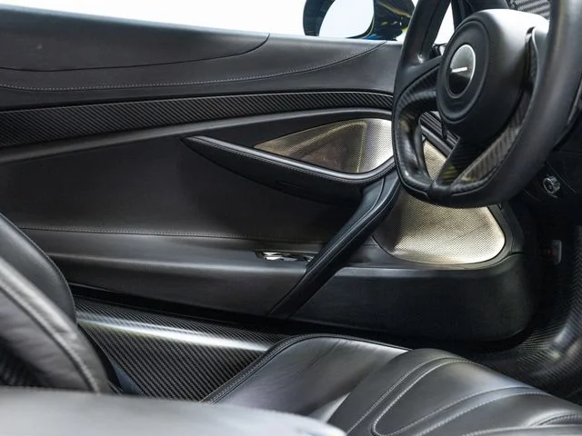 Used 2018 Gray McLaren Base image 30
