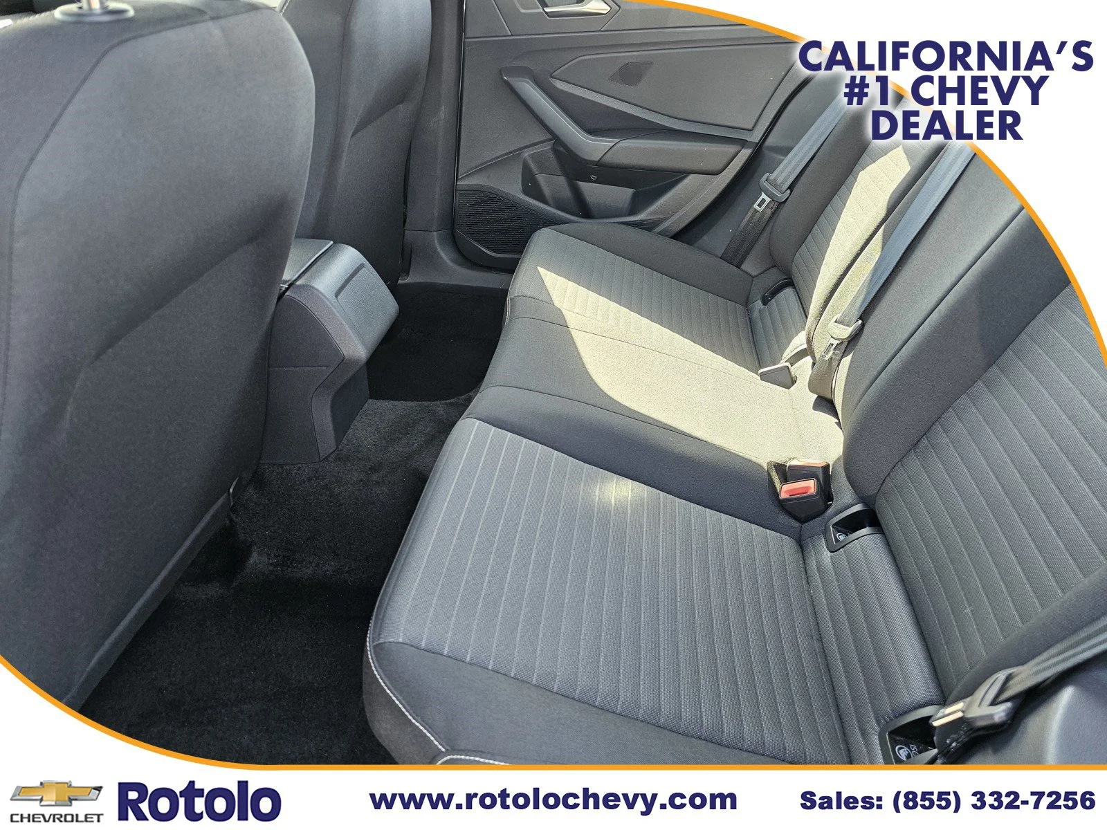 Used 2025  Volkswagen S image 16