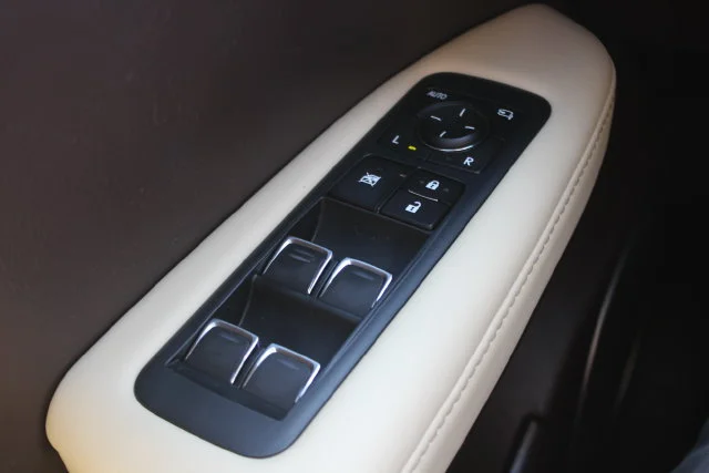 Used 2019 Silver Lexus 350L image 20