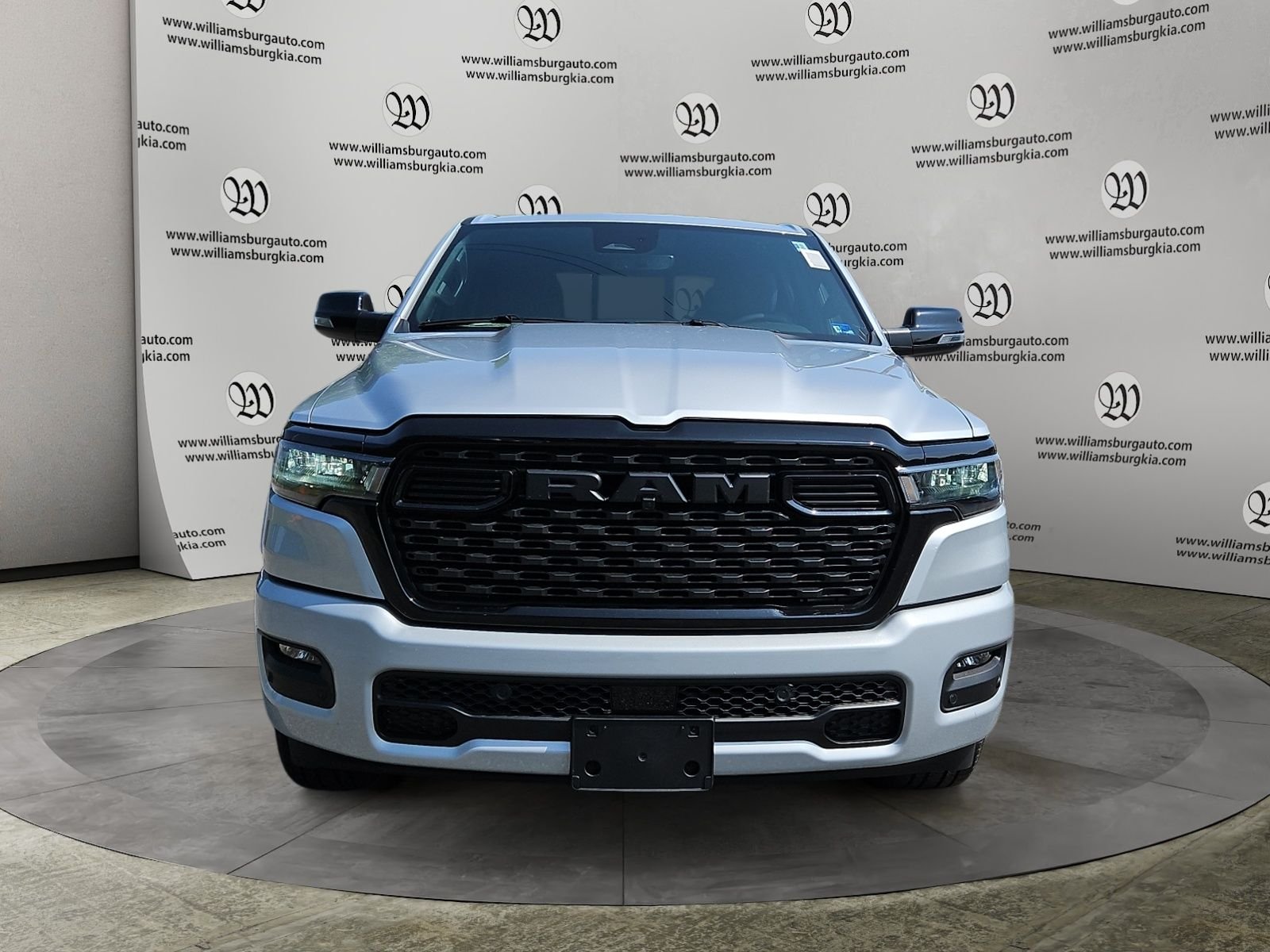 New 2026 Silver Zynith Exterior Paint RAM Big Horn/Lone Star image 8