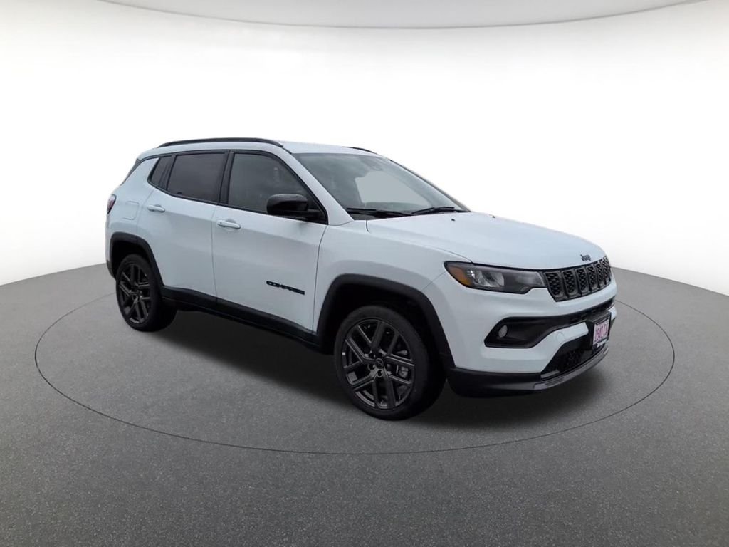 New 2026 White Jeep Latitude image 4
