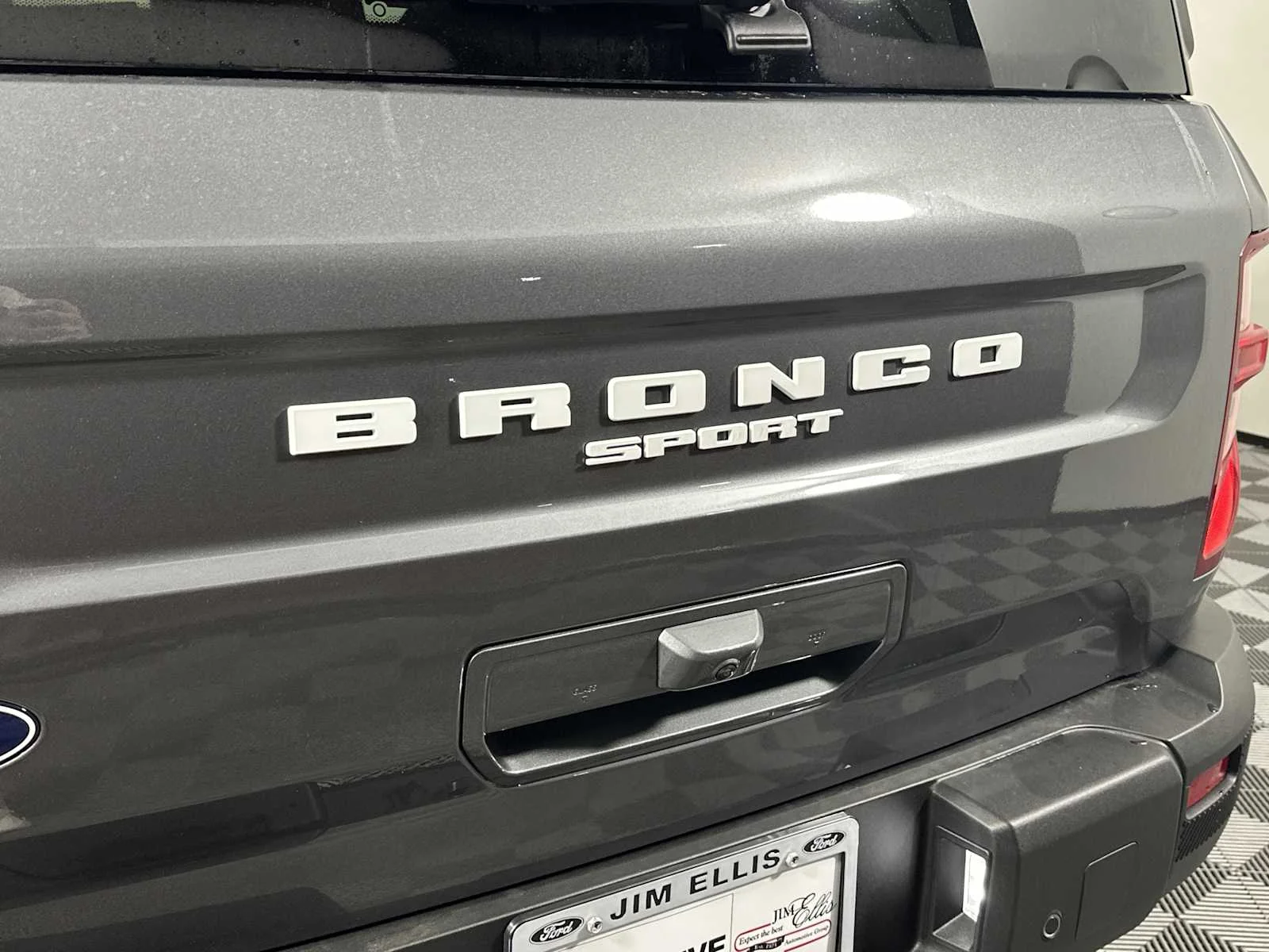 New 2026 Carbonized Gray Ford Outer Banks image 24