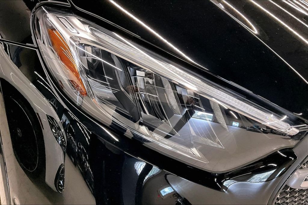 2025 Mercedes-Benz GLC Base - Photo 23