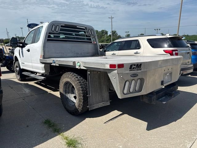 Used 2020 White Ford XL image 3