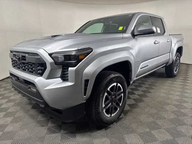 2026 Toyota Tacoma TRD Sport - Photo 8