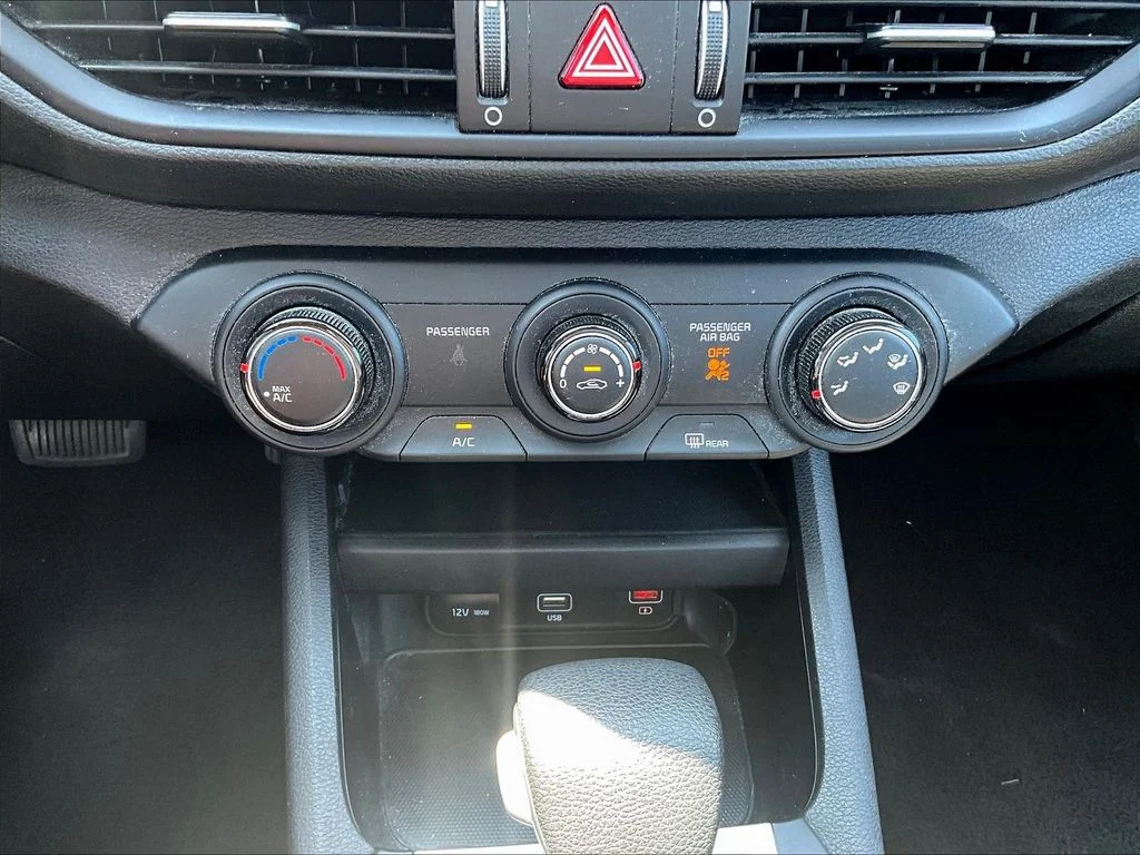 Used 2024 Gray Kia LXS image 17