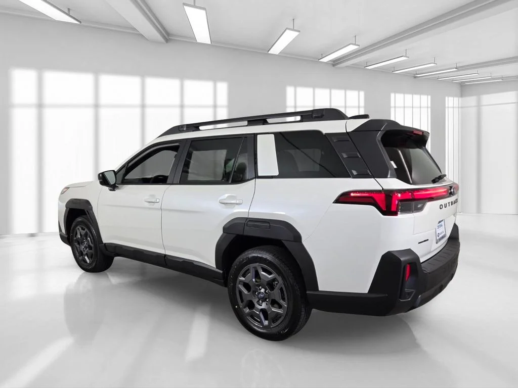 New 2026 CRYSTAL WHITE PEARL Subaru Premium image 4