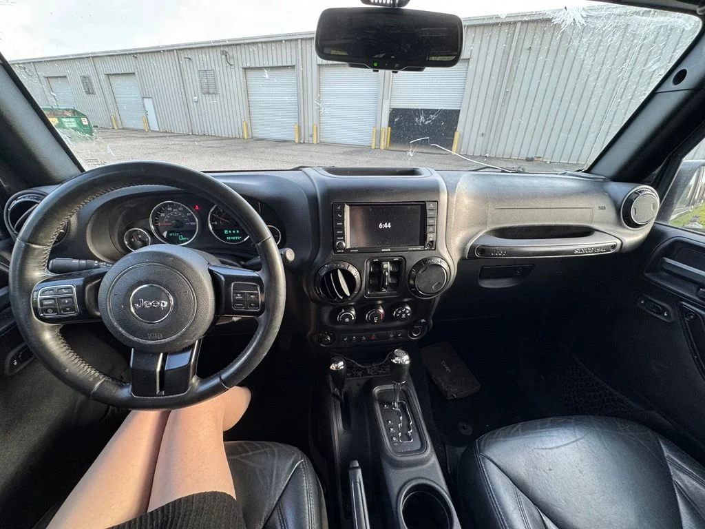 Used 2017 Black Jeep Unlimited Sahara image 13