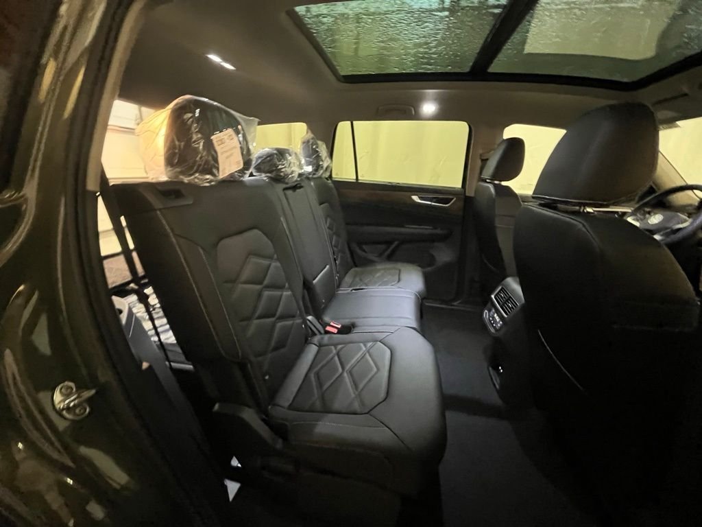 New 2026 Green Volkswagen 2.0T SE w/Technology image 24