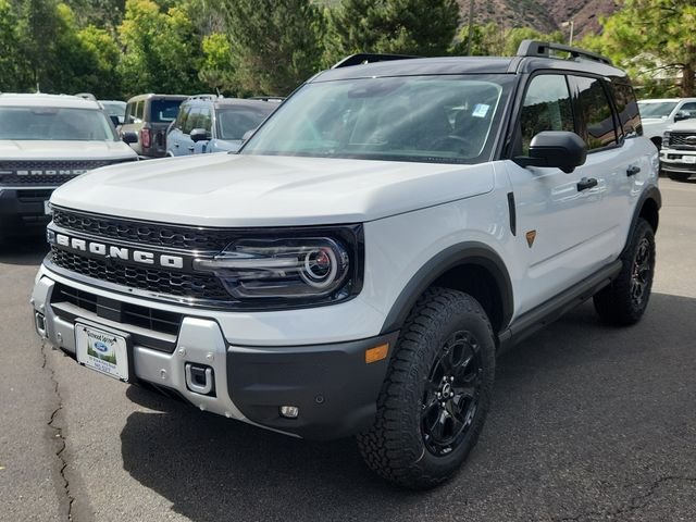 New 2026 Oxford White Ford Badlands® image 5