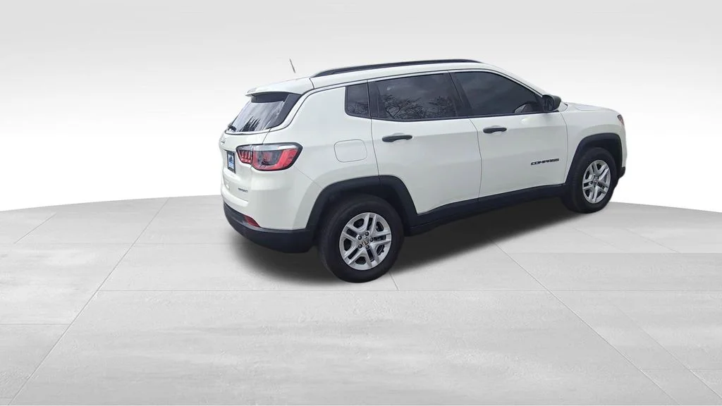 Used 2019 White Clearcoat Jeep Sport image 9