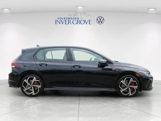 Used 2024 Deep Black Pearl Volkswagen 2.0T SE image 8