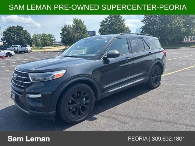 Used 2020 Black Ford XLT image 1