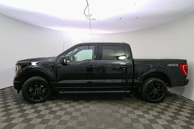Used 2023 Black Ford XLT image 6