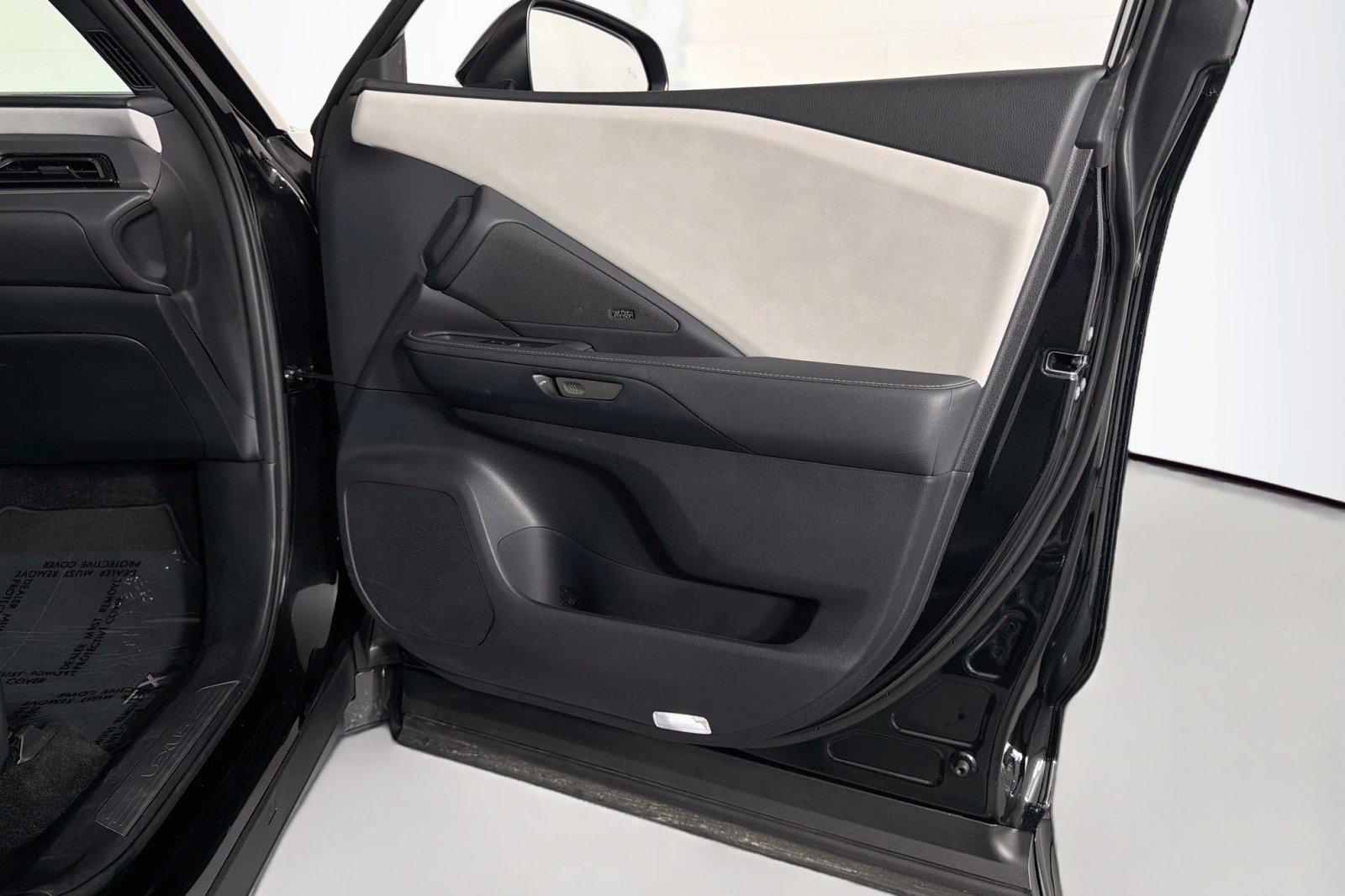 Used 2024 Caviar Lexus 350 image 25