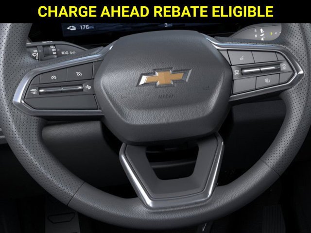 New 2026 Summit White Chevrolet LT image 19