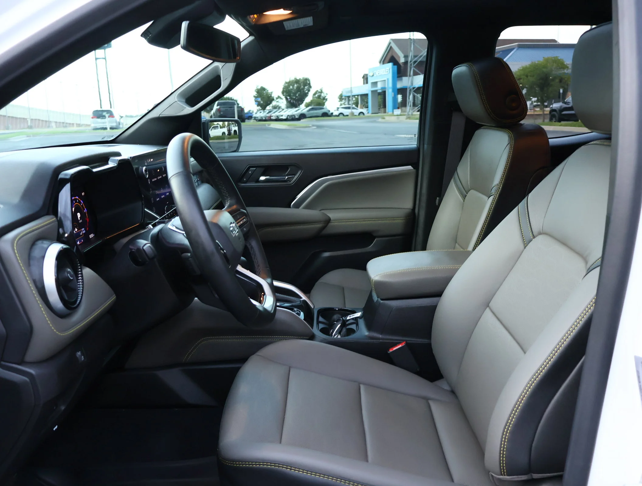 Used 2026 Summit White Chevrolet 4WD ZR2 image 11