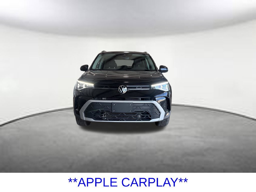 Certified Used 2025 Deep Black Pearl Effect Volkswagen 1.5T SE image 8