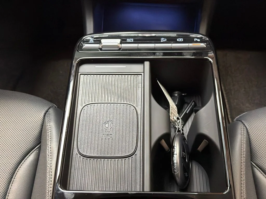 New 2026 Ash Black Hyundai Limited image 17